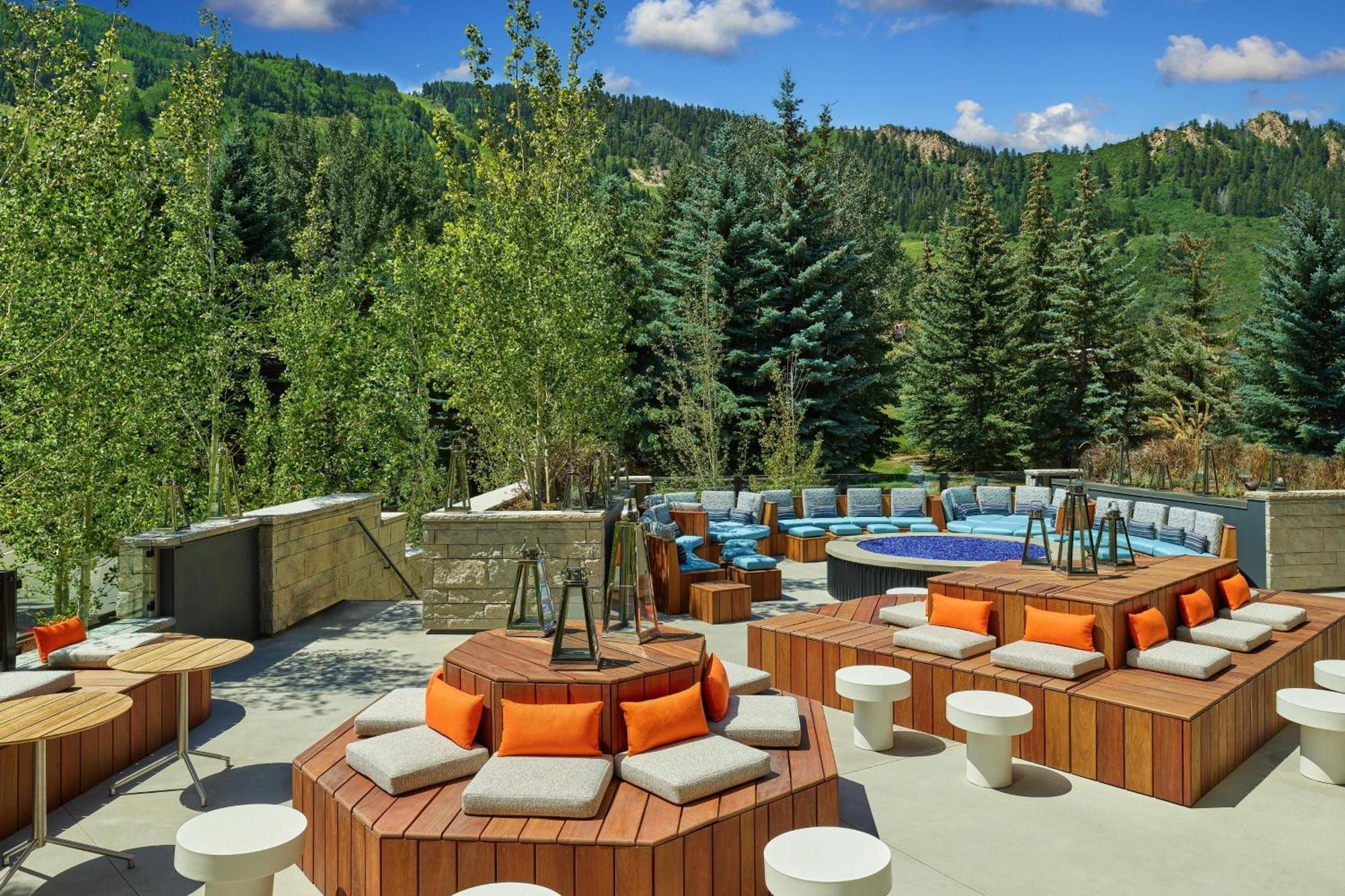 W Aspen Otel Dış mekan fotoğraf