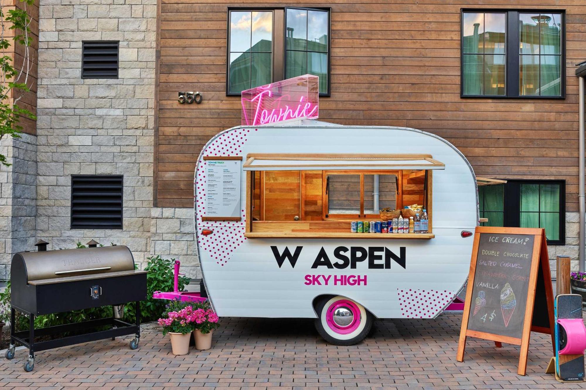 W Aspen Otel Dış mekan fotoğraf