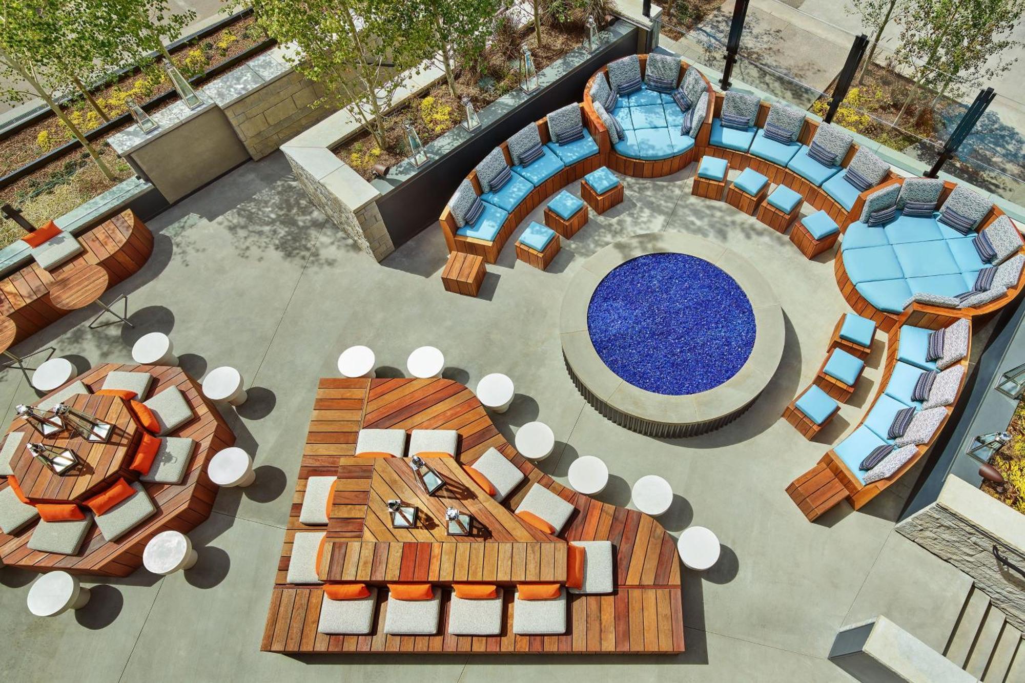 W Aspen Otel Dış mekan fotoğraf